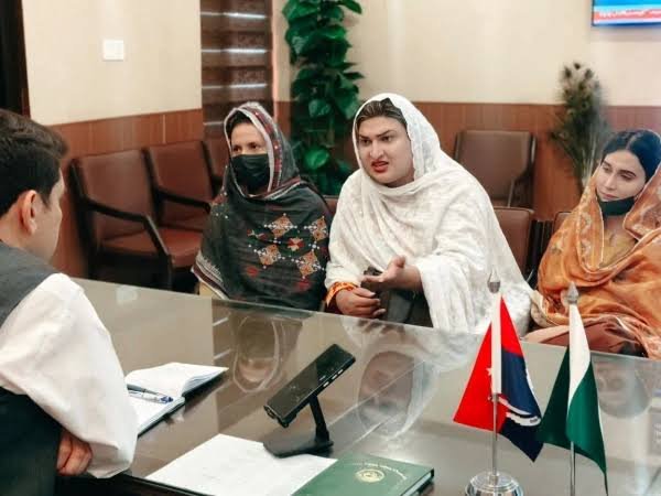 K-P Police Plan Dedicated Help Desks for Transgender Community Amid Rising Violence