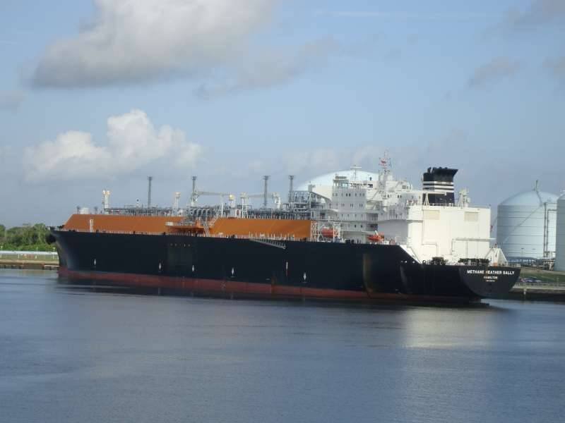 Pakistan Receives Second Qatari LNG Shipment as Tanker Reaches Karachi After Strait of Hormuz Transit