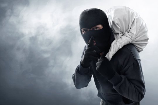 Household Items Worth Rs. 270,000 Stolen From Former PM’s House Thief
