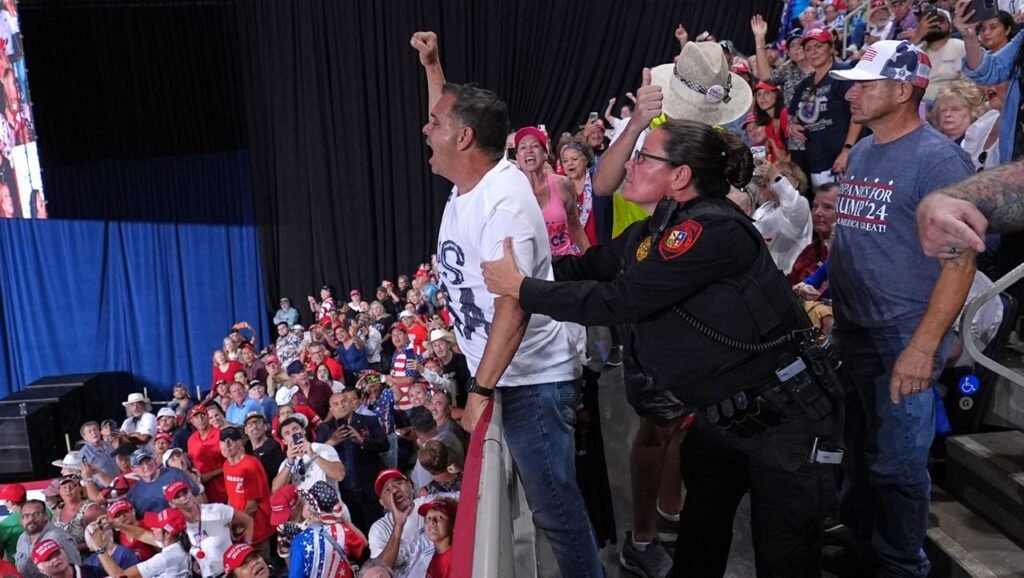 Protesters Repeatedly Interrupt Trump Rally in Texas Protesters Repeatedly Interrupt Trump Rally in Texas