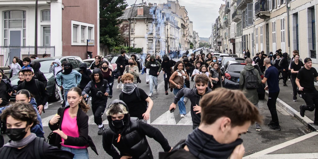 Paris Braces for Mass Protests as French Students Demand Better School Conditions