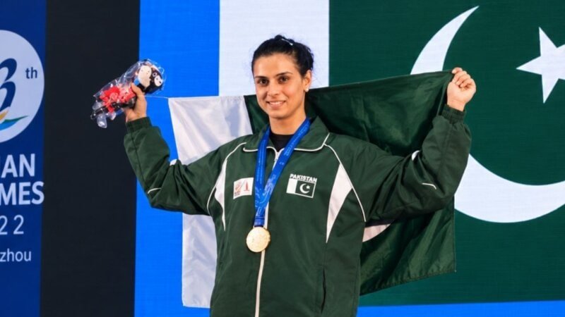 Pakistan’s Saima Shahzad Wins Gold at Asian Masters Weightlifting Championship in Islamabad