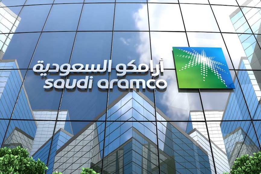 Saudi Aramco Evacuates Headquarters as Houthi Attacks Escalate, Raising Oil Security Fears