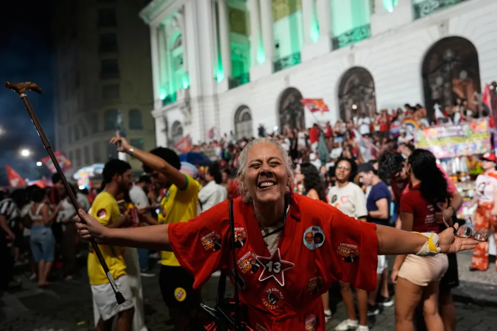 Flavio Bolsonaro and Lula Head to Runoff in Brazil Presidential Election Flavio Bolsonaro and Lula Head to Runoff in Brazil Presidential Election