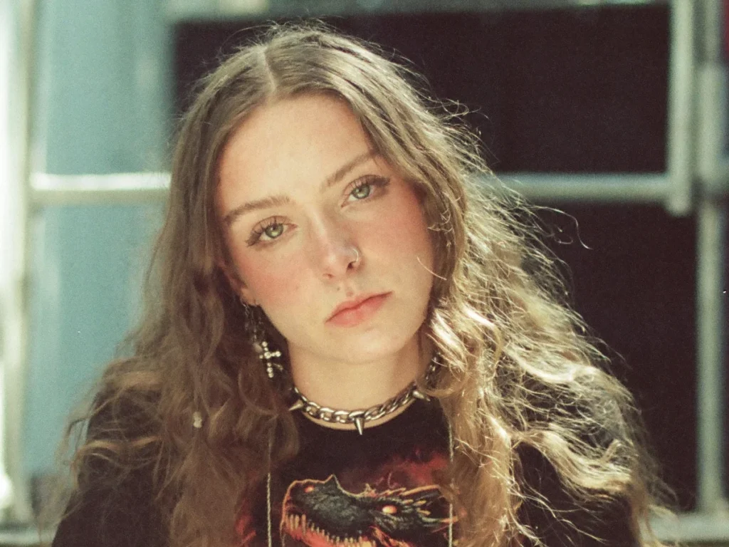 Holly Humberstone Announces New Album ‘Cruel World…So It Ends’ With Surprise Single Holly Humberstone Announces New Album ‘Cruel World…So It Ends’ With Surprise Single