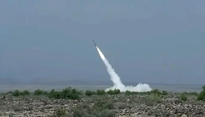 Pakistan Test-Fires Extended-Range Fatah-2 Hypersonic Missile, Boosting Deep-Strike Capability