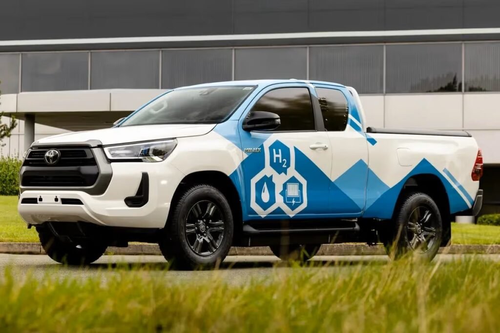 Toyota Plans Hydrogen-Powered Hilux for 2028 With 400 KM Driving Range