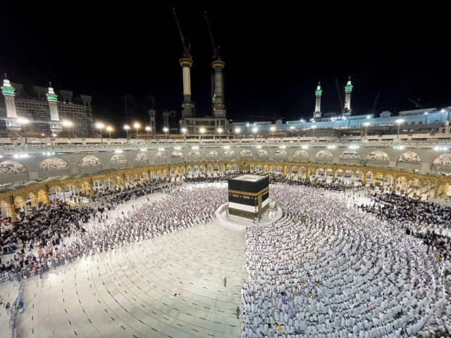 New Travel Rule: Vaccination Required for Umrah Pilgrims at Karachi Airport